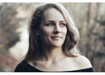Laura Braun | Sängerin & Pianistin